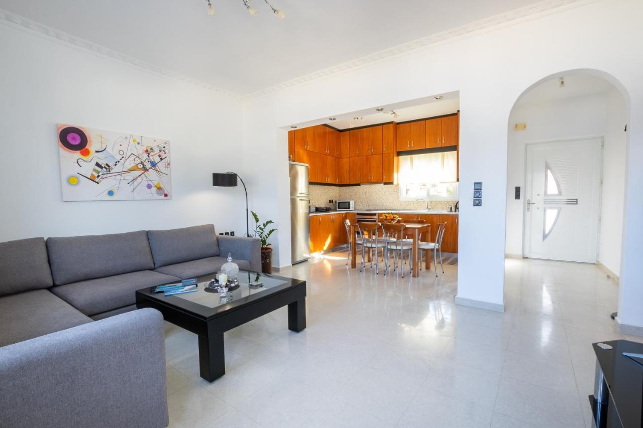 Divine Apartment Karpathos Exteriör bild
